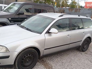 Авто Volkswagen Passat 2004 № 8130966