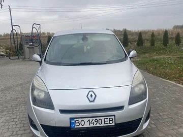 Авто Renault Grand Scenic 2010 № 8130993