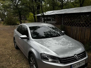 Авто Volkswagen Passat 2011 № 8131028