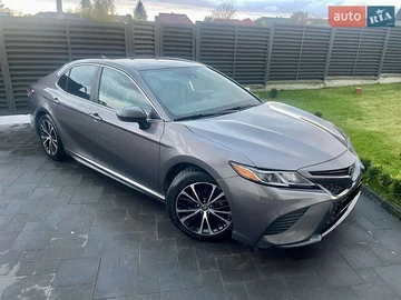 Авто Toyota Camry 2019 № 8131064