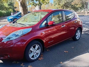 Авто Nissan Leaf 2011 № 8131318