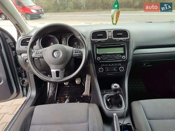 Авто Volkswagen Golf 2011 № 8131341