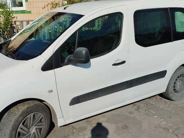 Авто Citroen Berlingo 2012 № 8131342