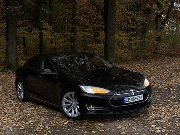 Авто Tesla Model S 2013 № 8131386
