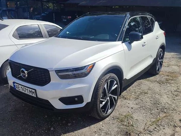 Авто Volvo Xc40 2020 № 8132021