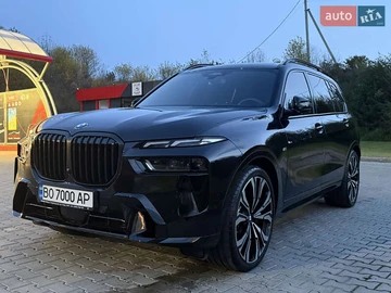 Авто BMW X7 2024 № 8132045