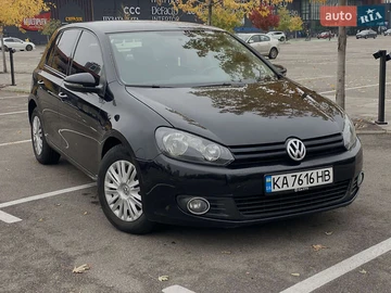 Авто Volkswagen Golf 2010 № 8132201