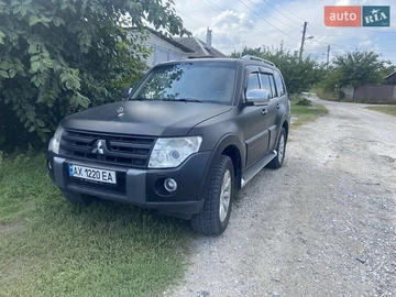 Авто Mitsubishi Pajero Wagon 2010 № 8132388