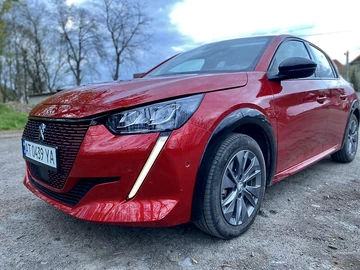 Авто Peugeot E-208 2020 № 8132400