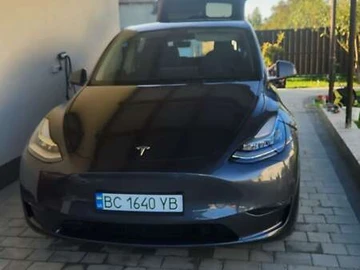 Авто Tesla Model Y 2022 № 8132592