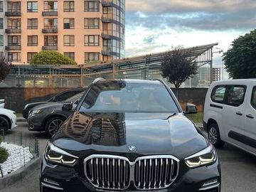 Авто BMW X5 2020 № 8132609
