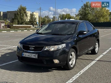 Авто KIA Cerato 2009 № 8132676