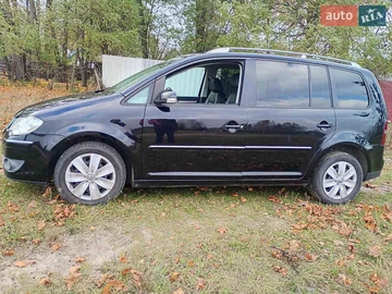 Авто Volkswagen Touran 2007 № 8132734