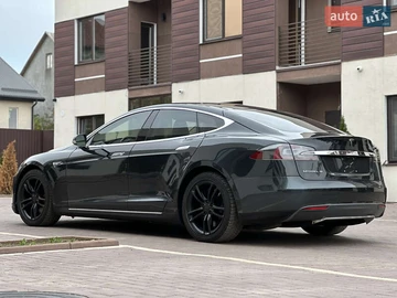 Авто Tesla Model S 2013 № 8133063