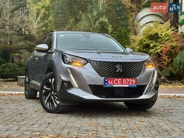 Авто Peugeot E-2008 2021 № 8133097