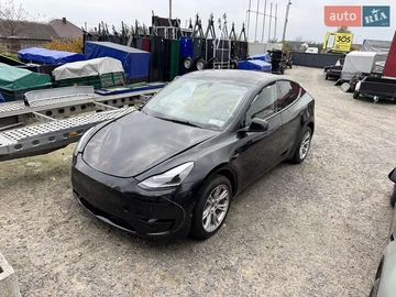 Авто Tesla Model Y 2023 № 8133113