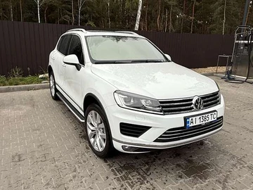 Авто Volkswagen Touareg 2016 № 8133278