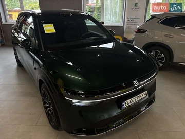 Авто  7X 2025 № 8133303