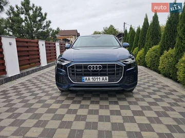 Авто Audi Q8 2021 № 8133313