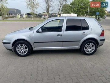 Авто Volkswagen Golf 2001 № 8133420