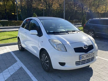 Авто Toyota Yaris 2008 № 8133450