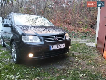 Авто Volkswagen Touran 2005 № 8133475