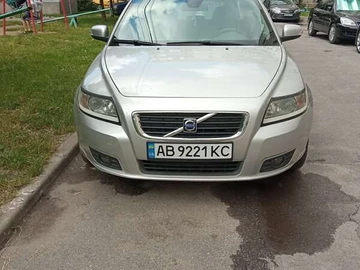 Авто Volvo V50 2008 № 8133608