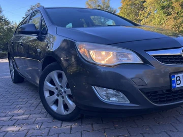 Авто Opel Astra 2012 № 8133706