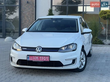 Авто Volkswagen E-Golf 2015 № 8133734