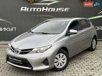 Авто Toyota Auris 2014 № 8133774