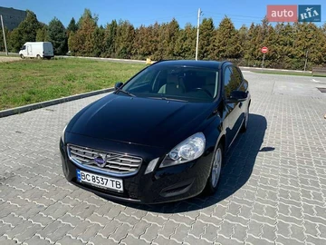 Авто Volvo V60 2011 № 8133789
