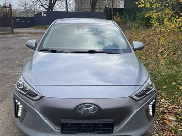 Авто Hyundai Ioniq 2017 № 8133816