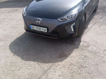 Авто Hyundai Ioniq 2018 № 8133819