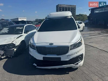Авто KIA Carnival 2017 № 8133883