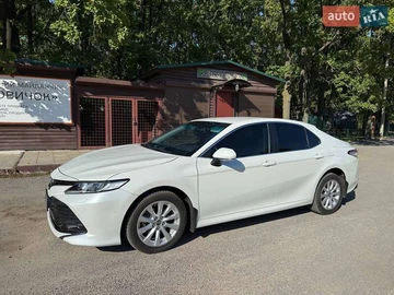 Авто Toyota Camry 2019 № 8133985