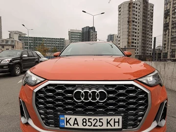 Авто Audi Q3 2019 № 8133992