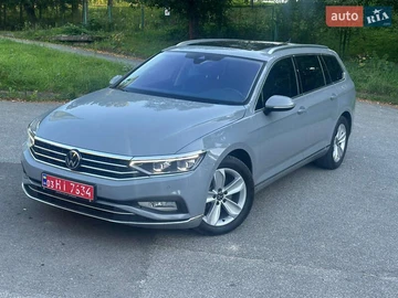 Авто Volkswagen Passat 2022 № 8134075