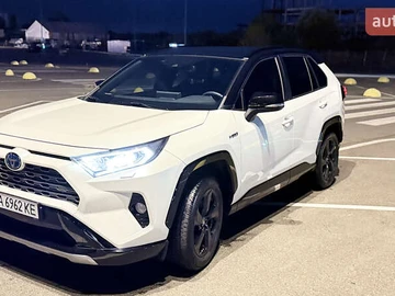 Авто Toyota Rav4 2018 № 8134101