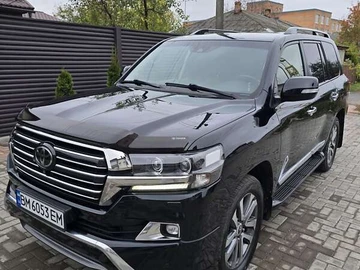 Авто Toyota Land Cruiser 2017 № 8134118