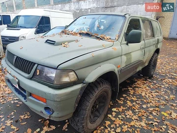 Авто Mitsubishi Pajero 1999 № 8134226