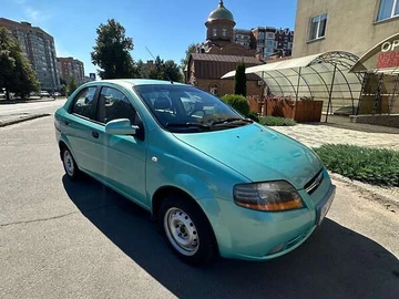 Авто Chevrolet Aveo 2005 № 8134240