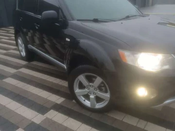Авто Mitsubishi Outlander Xl 2008 № 8134534
