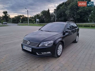 Авто Volkswagen Passat 2010 № 8134551