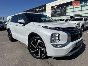 Авто Mitsubishi Outlander 2024 № 8134924