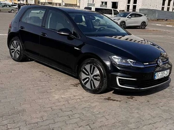 Авто Volkswagen E-Golf 2020 № 8134997