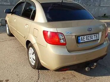 Авто KIA Rio 2010 № 8135054