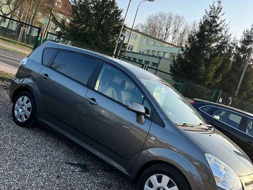Авто Toyota Corolla Verso 2004 № 8135073