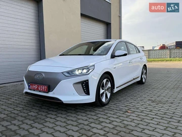 Авто Hyundai Ioniq 2016 № 8135099