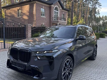 Авто BMW X7 2025 № 8135120