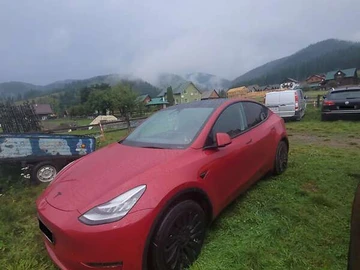 Авто Tesla Model Y 2022 № 8135191